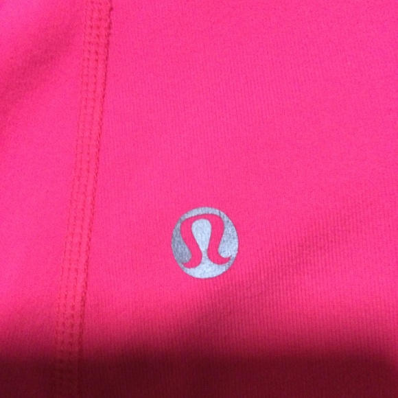 Basic pink lululemon tank top - Picture 3 of 3